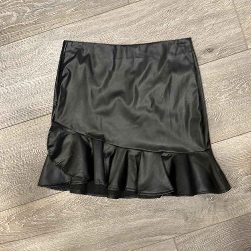 Pleather mini skirt